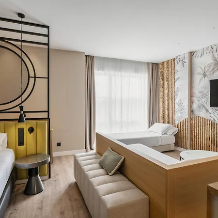 Vincci Maritimo Hotell 4*