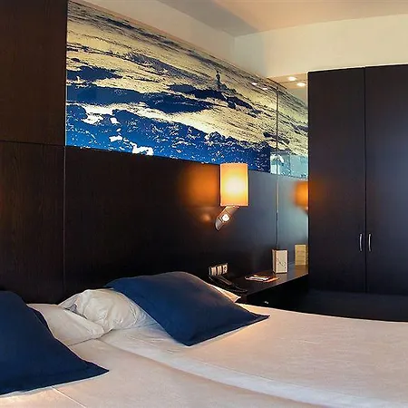 Hotel Vincci Marítimo 4*
